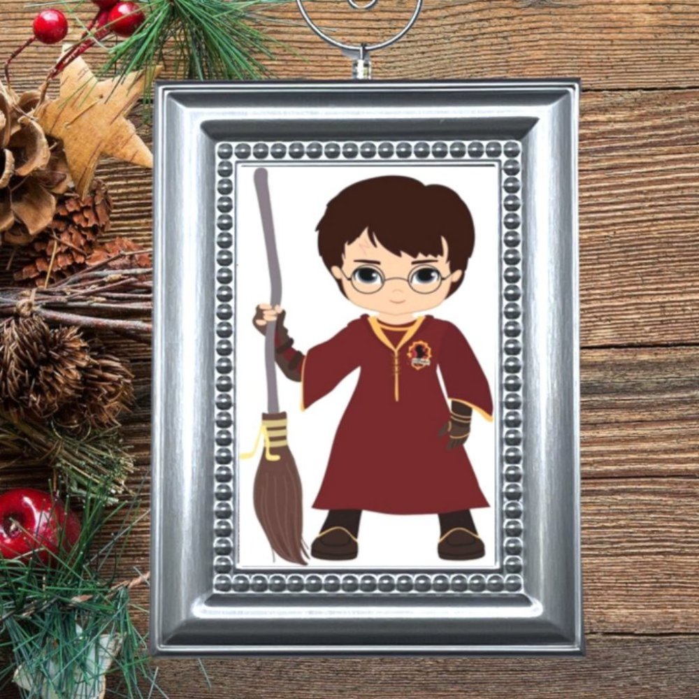 Harry Potter w/Quidditch Broom Gryffindor Christmas Tree‎ Ornament